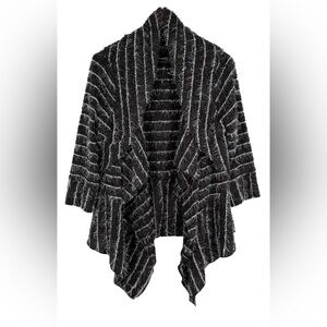 IC Connie K  open front sweater. Sz. M